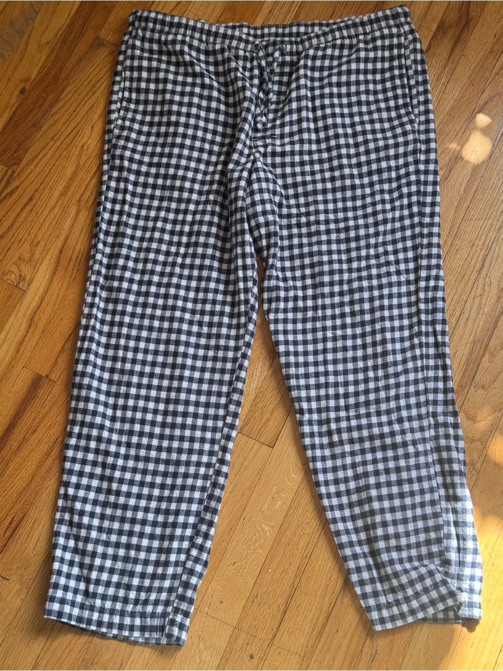 GAP Women's Black & White Check Pajama Pants